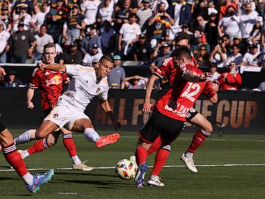 LA Galaxy strike early, hold off New York Red Bulls 2-1 to win their record 6th MLS Cup championship