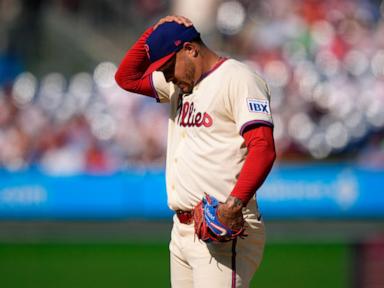 Alvarez hits 3 HRs, Arrighetti carries no-hitter into 8th in Astros' 10-0 rout of Phillies