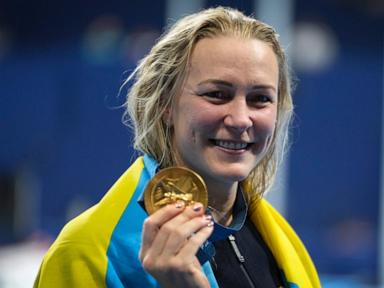 Talked into swimming the 100-meter freestyle, Sarah Sjöström gets a gold that surprises even her