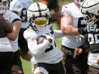 Browns RB D'Onta Foreman to be released from hospital after neck injury in practice