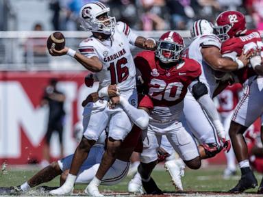 No. 7 Alabama overcomes botched recovery of an onside kick to beat South Carolina 27-25