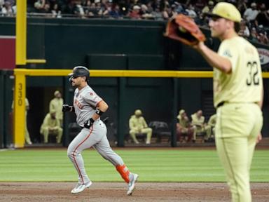 Giants hit 5 homers, continue run against playoff contenders with 11-0 win over Diamondbacks