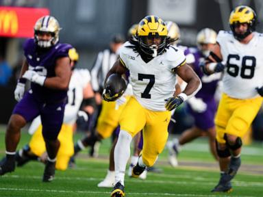 Washington pulls away in 4th quarter to beat No. 10 Michigan 27-17