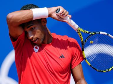 Carlos Alcaraz reaches the Olympics men's tennis singles final by beating Felix Auger-Aliassime