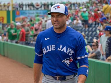 Former NL MVP and 6-time All-Star Joey Votto announces his retirement from baseball