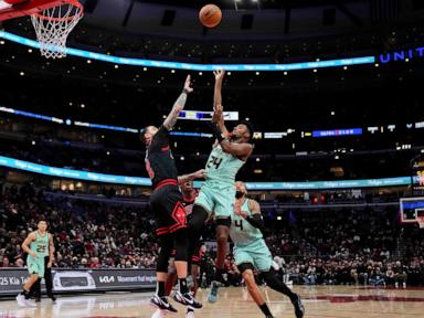 Dosunmu and Giddey lead the Bulls past the struggling Hornets 109-95