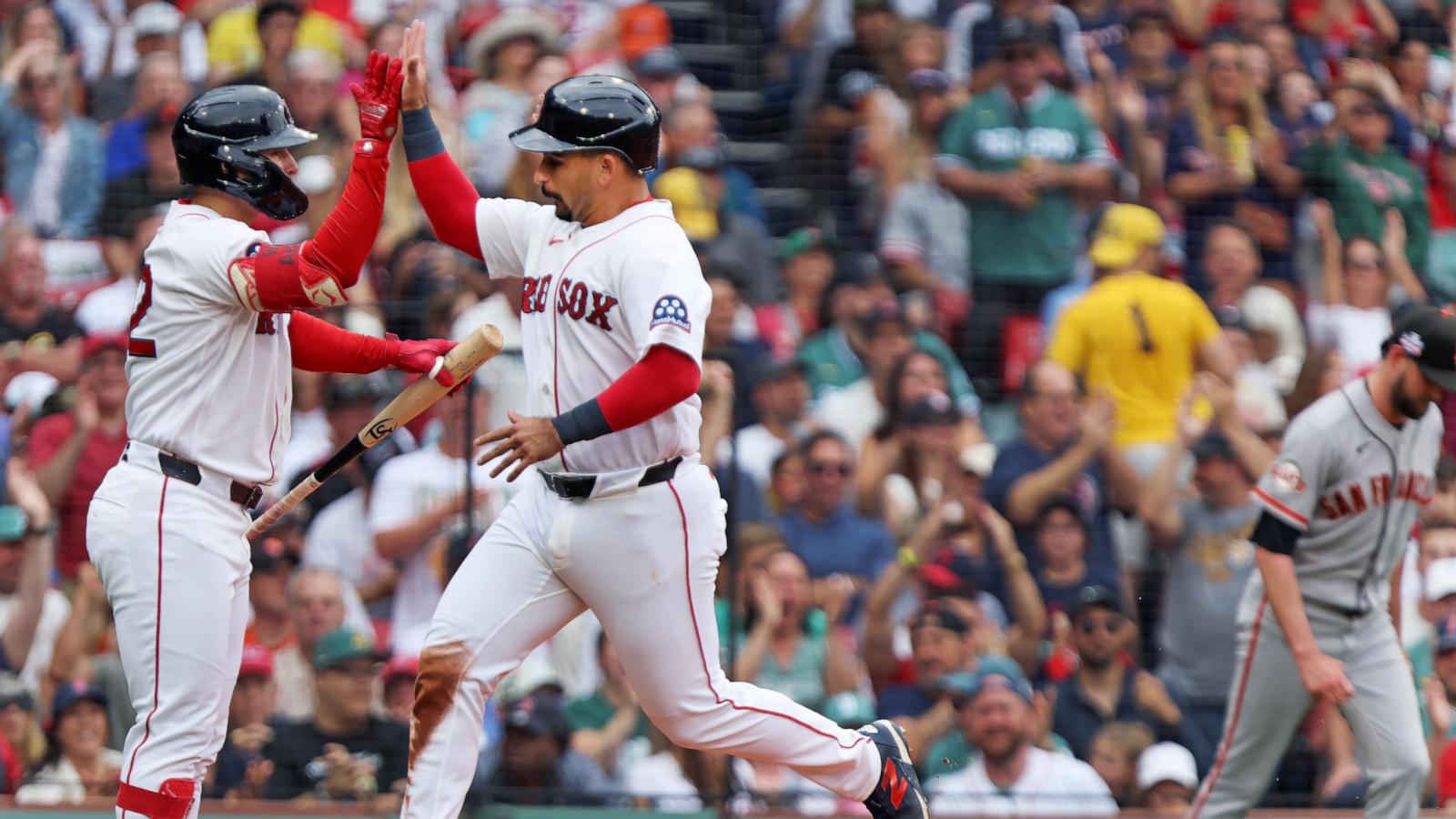 Sogard's solo homer starts Red Sox rally in 5-4 win over Giants