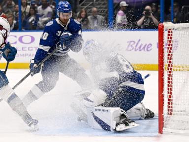 Hagel ties NHL record with 4 assists in 1st period, Lightning beat Avalanche 8-2