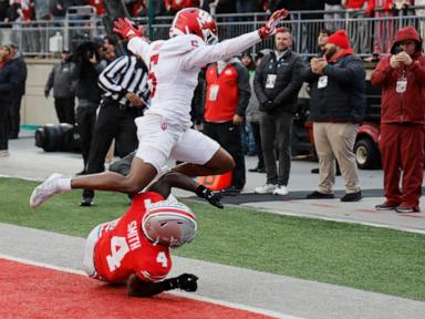 No. 2 Ohio State takes control in the 2nd half and runs over No. 5 Indiana 38-15