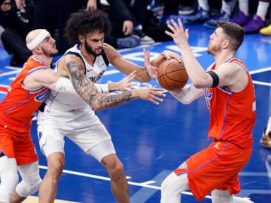 Thunder sign defensive guard Alex Caruso to multi-year extension