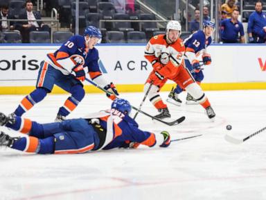 Carlsson, Terry score power-play goals and Dostal stops 41 as Ducks top Islanders 3-1