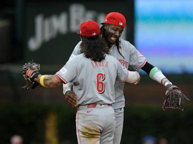 Elly De La Cruz hits 2-run triple in 10th to lead Reds to 3-0 win over Cubs