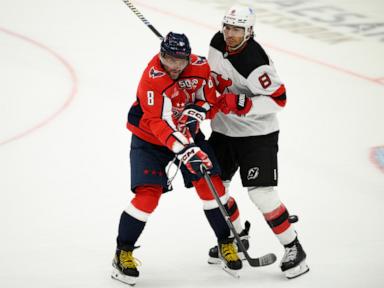 Cotter scores 2 goals to lift Devils over Capitals 5-3