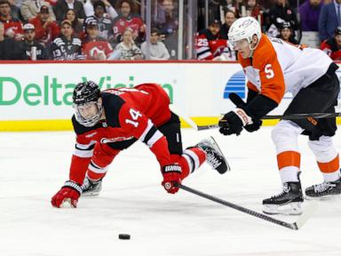 Bobby Brink helps the Flyers top the Devils 3-1