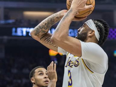 James scores 32, Lakers sweep 2-game set against Kings with 103-99 win