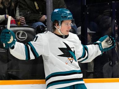 Sharks score 4 3rd-period goals to pull away for 6-2 win over Sabres