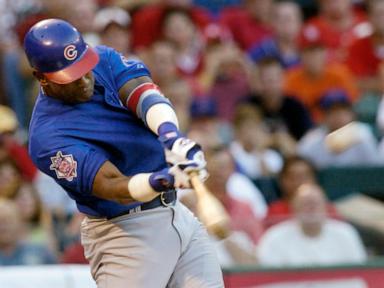 Sammy Sosa gets warm reception for his reconciliation with the Chicago Cubs