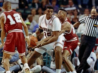 Oliver Miller, center who helped Arkansas reach Final Four and played 9 NBA seasons, dies at 54