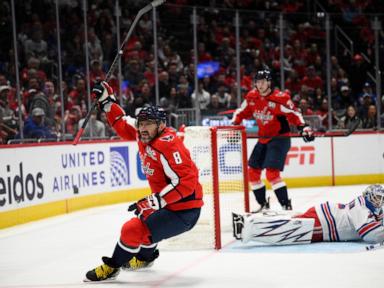 Alex Ovechkin scores twice as the Capitals beat the Rangers 5-3