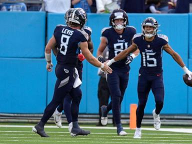 Sam Darnold leads Vikings to 3rd straight win, beating Titans 23-13