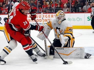 Hurricanes make it eight straight with 5-1 win over Penguins