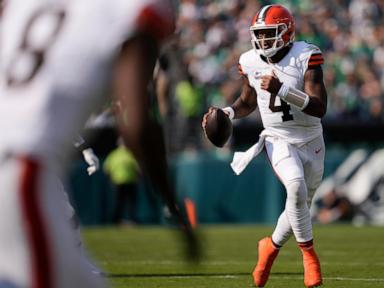 Browns announce plans to move from their lakefront stadium since 1999 to dome in the suburbs