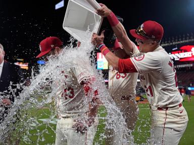 Pagés hits a 2-run homer as the Cardinals beat Gilbert and the Mariners 2-0