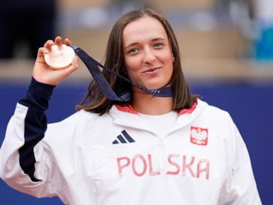 Why did Iga Swiatek get a one-month doping ban? What did she test positive for?