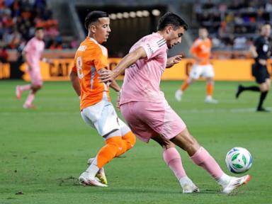 Telasco Segovia and Luis Suárez combine for 3 goals, 4 assists, Miami beats Dynamo 4-1