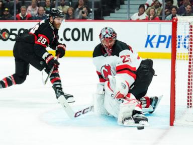 Jacob Markstrom loses shutout bid in final minutes as the Devils beat the Senators 3-1