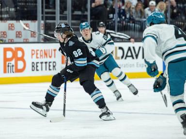 Hayton's late goal lifts Utah to 2-1 win over Sharks