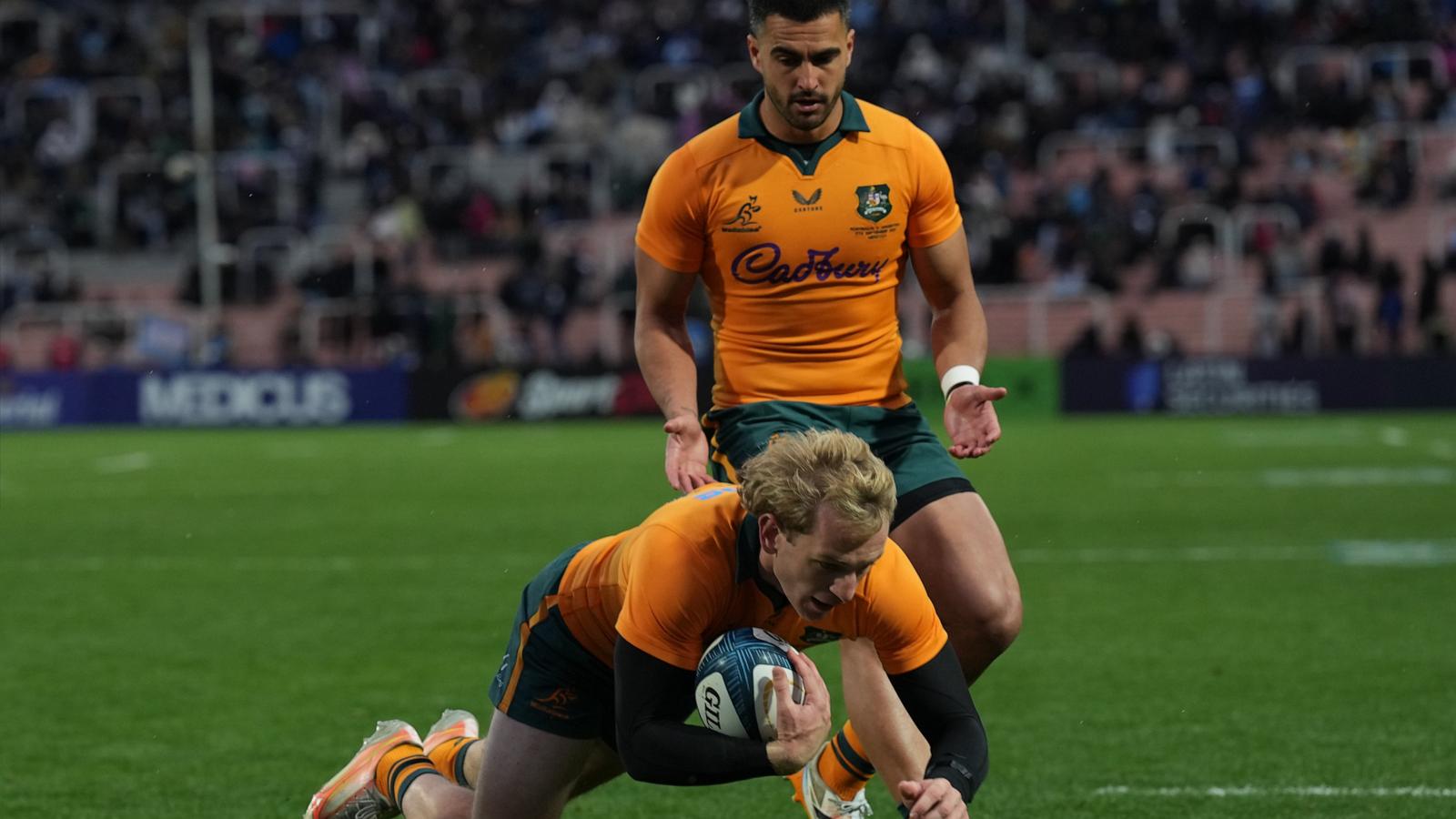 Late penalty try for Australia clinches 28-28 draw against Argentina and a 1-0 series win