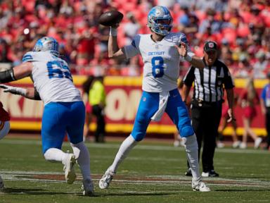 More Mahomes magic: Chiefs QB completes behind-the-back pass in 24-23 preseason loss to Detroit