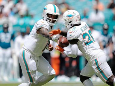 Jason Sanders makes 52-yard field goal as time expires and Dolphins rally past Jaguars 20-17