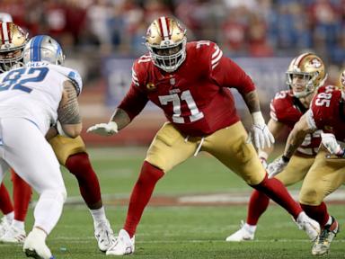 Holdout Trent Williams returns to the 49ers before the season opener, his agents say