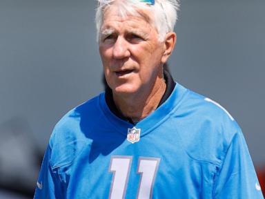 Greg Landry, former Detroit Lions quarterback and assistant coach, dead at 77