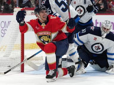 Bobrovsky gets shutout, Panthers roll past NHL-leading Jets 5-0 to snap 2-game slide