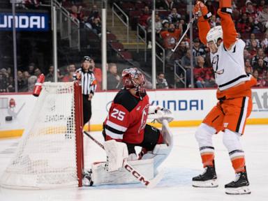 Noesen scores twice, Markstrom makes 24 saves as Devils defeat Ducks 6-2 at home