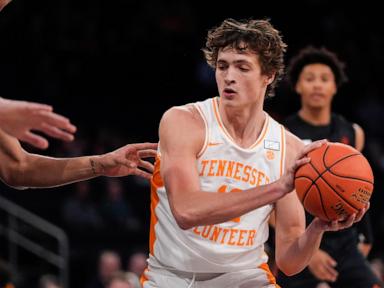 Lanier scores 22 points as No. 1 Tennessee beats Miami 75-62 at Jimmy V Classic