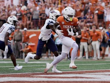 Arch Manning takes over for injured Quinn Ewers, leads No. 2 Texas to 56-7 rout of UTSA