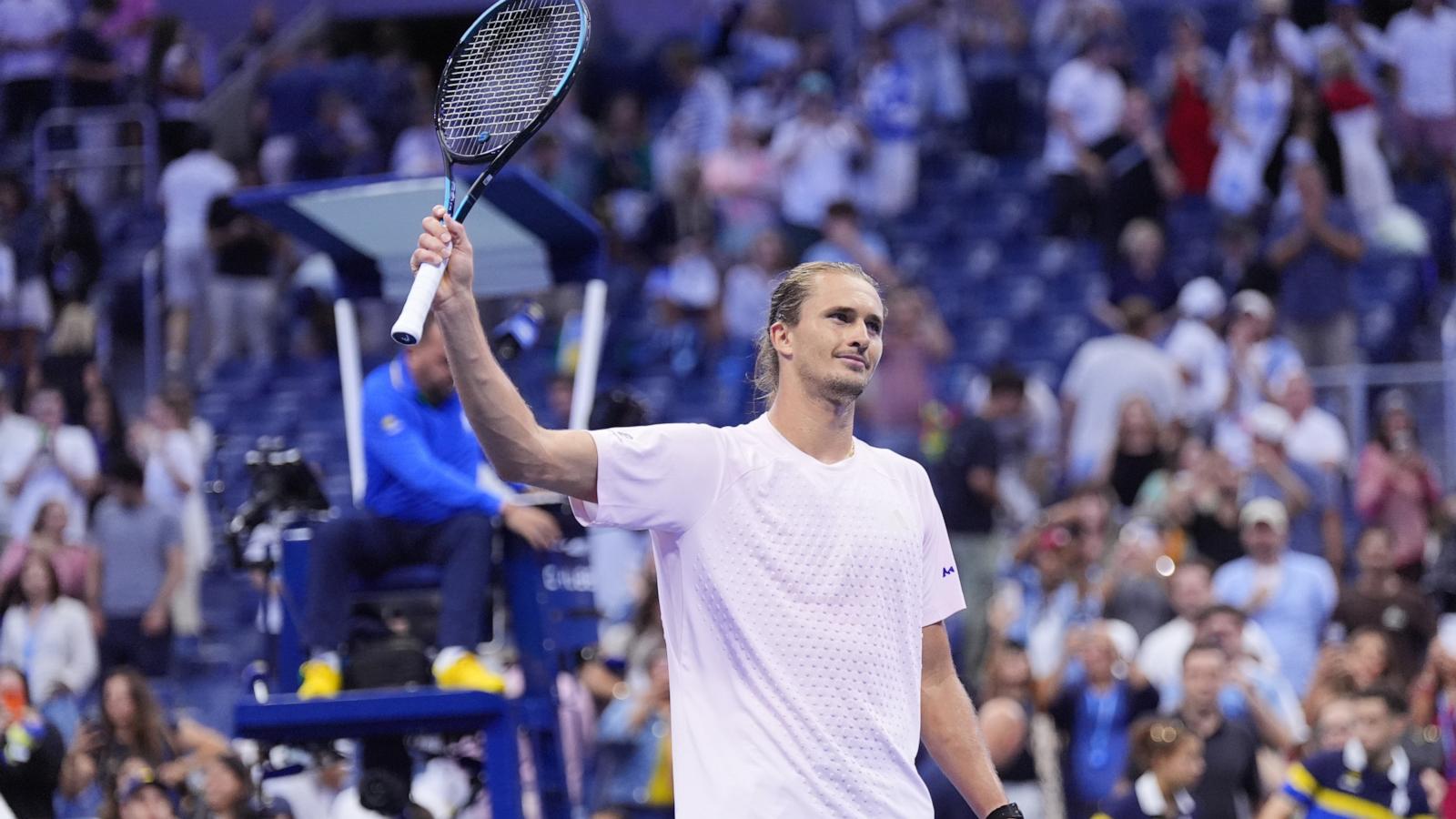 No. 1 Alexander Zverev wins in 5 sets, Coco Gauff starts her quest for a second US Open title