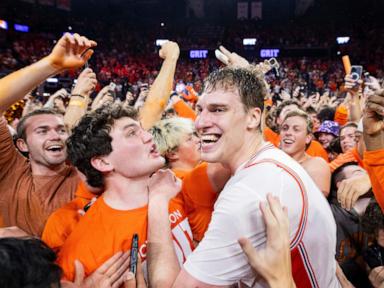 Lakhin scores 22, Clemson defeats No. 2 Duke 77-71 to snap Blue Devils' 16-game winning streak