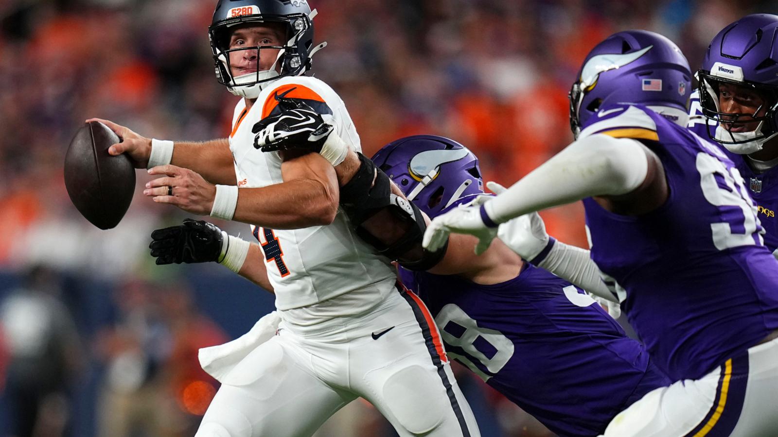 An 88-yard strike and 3 TDs: Sam Ehlinger’s big night for the Broncos in 34-6 rout of Vikings