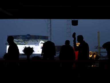 Reds honor Pete Rose with a 14-hour visitation at Great American Ball Park