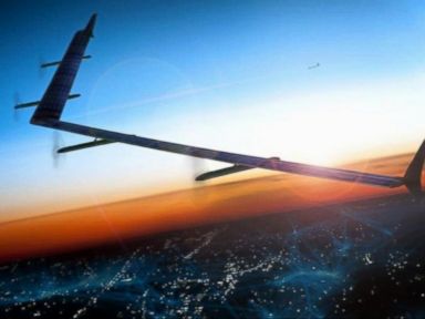 Facebook's Solar-Powered Drones Beam Down Web Access