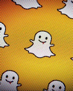 VIDEO: More Social Media Users are Choosing Snapchat Over Twitter