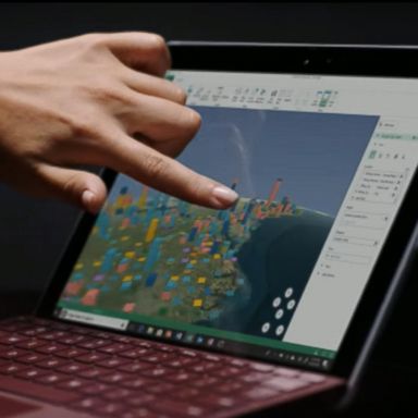 VIDEO: Microsoft introduces the Surface Go