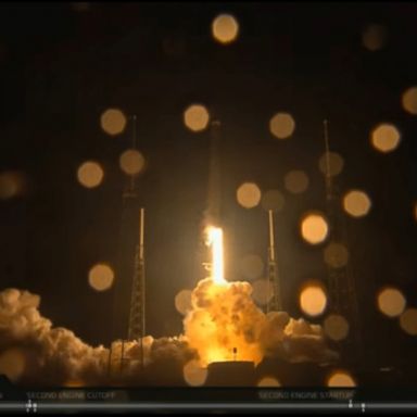 VIDEO: SpaceX lit up the night sky in Southern California on Sunday, and sent gawkers from across the region craning their necks to the sight.