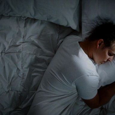 VIDEO: Teens sleep better with limited exposure to 'blue screens' before bedtime: Study