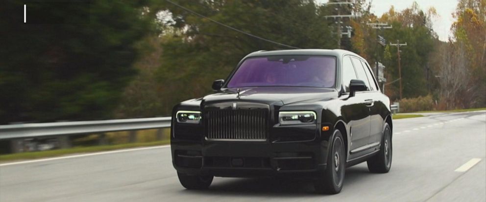 Rolls-Royce introduces hipper, edgier $382,000 SUV for uber-rich young  buyers - ABC News